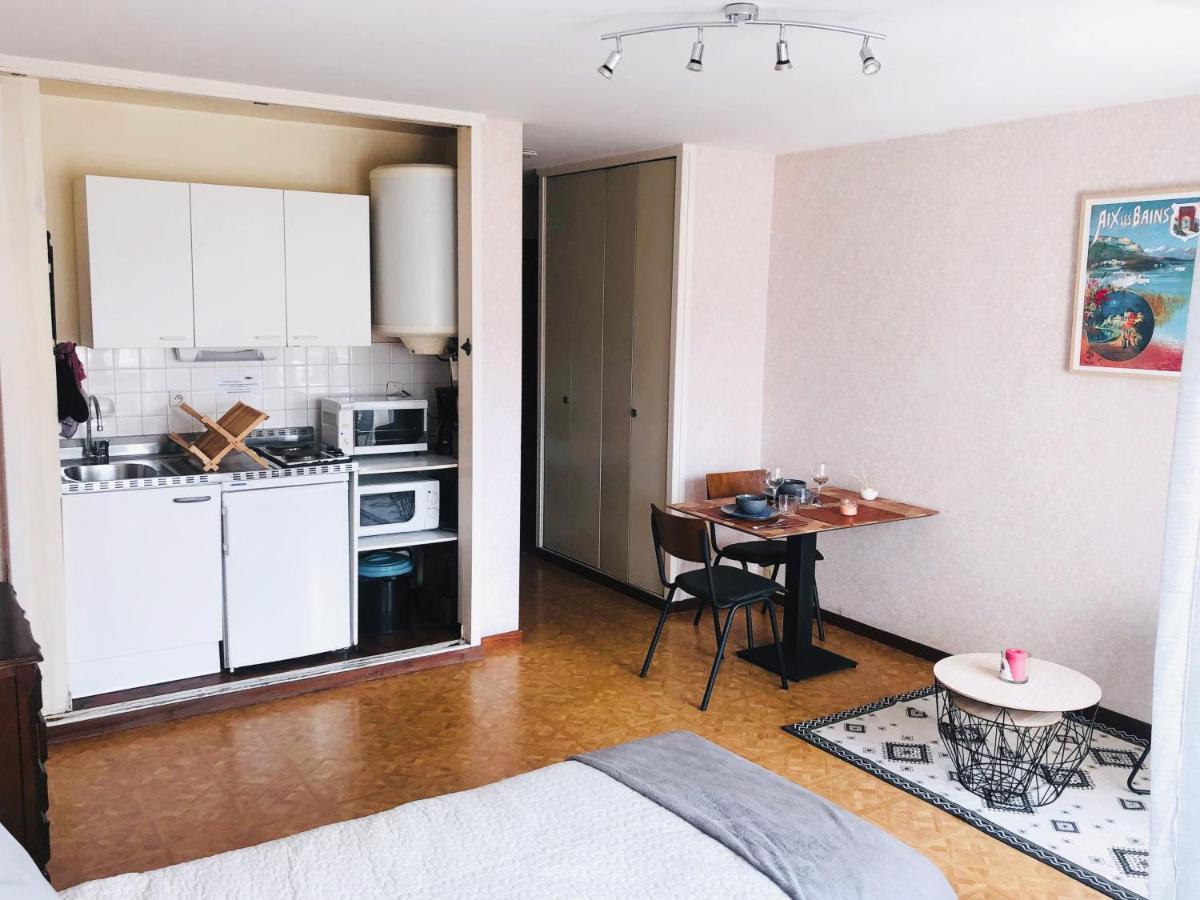 Paisible Studio Avec Agreable Loggia 2 Mn Du Centre Daire Aix-les-Bains Dış mekan fotoğraf