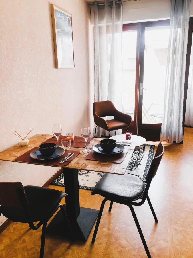 Paisible Studio Avec Agreable Loggia 2 Mn Du Centre Daire Aix-les-Bains Dış mekan fotoğraf